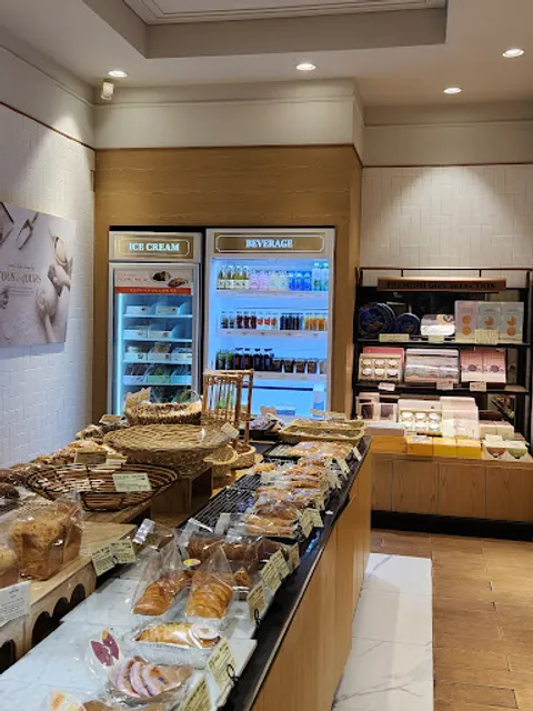 뚜레쥬르 전주신일강변점