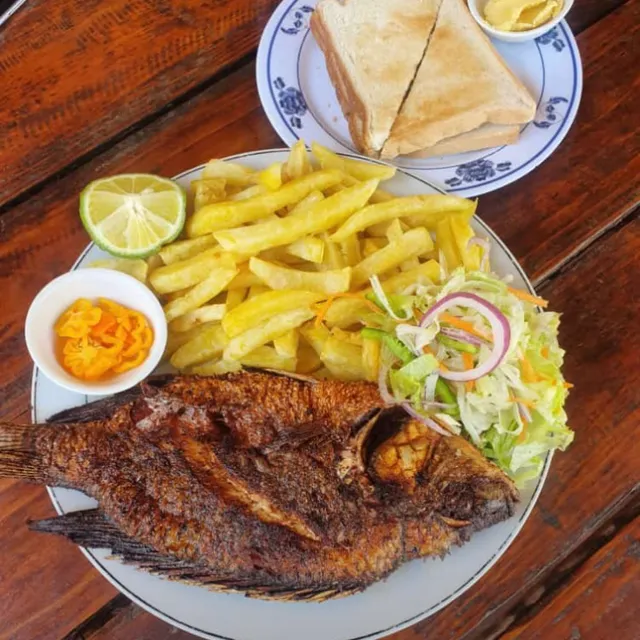 The New Ricky’s Cafè