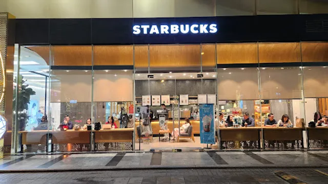 Starbucks Vincom Metropolis