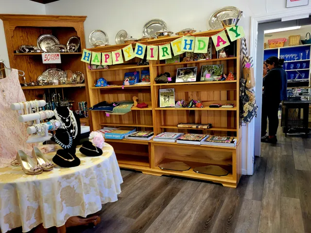 Assistance League Thrift Shop