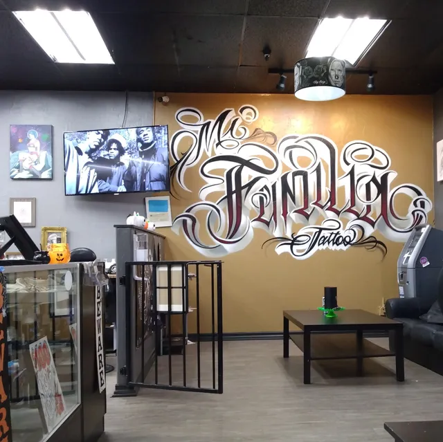 Mi Familia Tattoo Studio