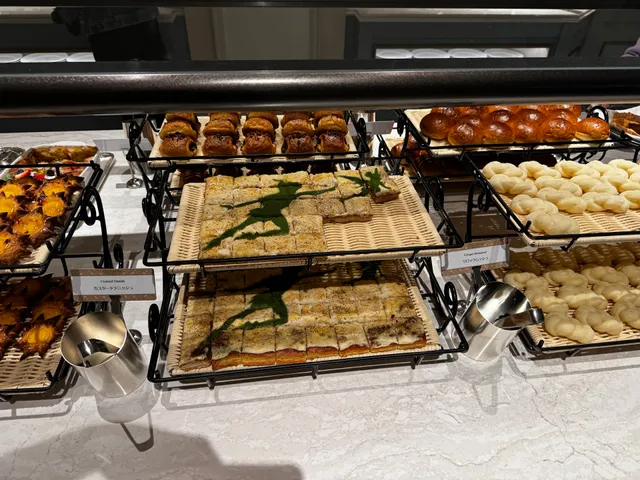 Fantasy Springs Restaurant