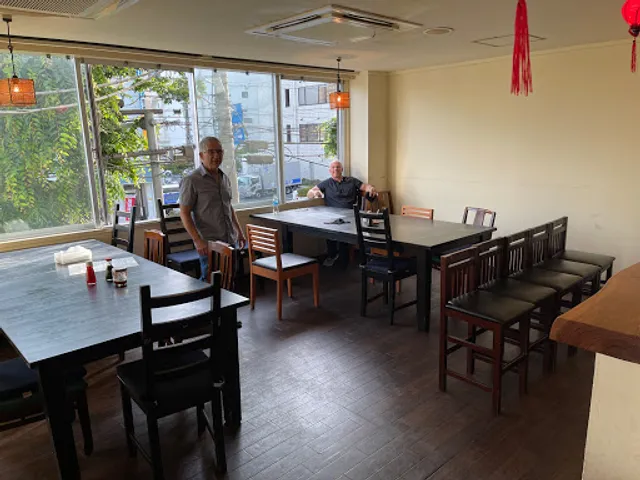 Spiral Staircase Restaurant (Café Bon)