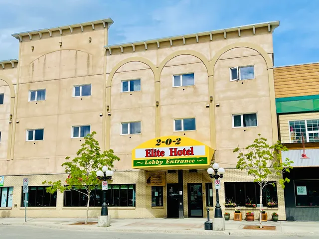 Elite Hotel Downtown (Northern Light / Ski/Hot spring) ECO-FRIENDLY 2025 Excellent Hotel Certificate