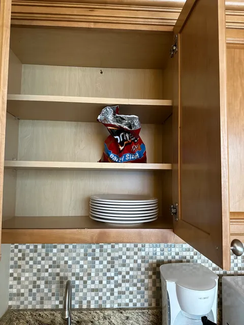 Holloway Condo Rentals