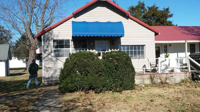 Tuckaway Farms Inn Extended Stay