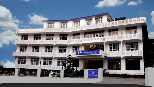 Hotel Vatika- The Riverside Resort
