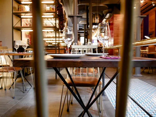 Pepa Tomate Parlament | Tapas y Platillos