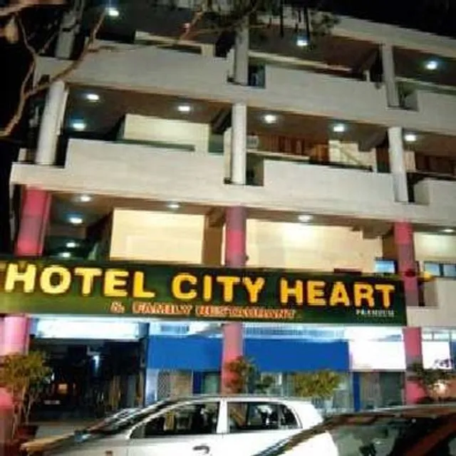 OYO Hotel City Heart 18
