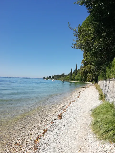 APPARTAMENTO LAVANDA GARDA / APPARTAMENTO ORCHIDEA GARDA