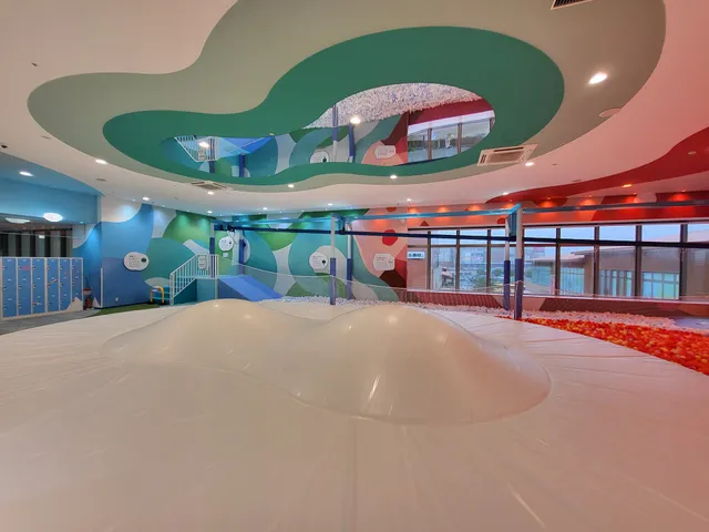 ちきゅうのにわイオンモール沖縄ライカム