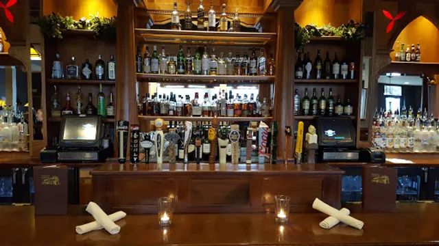 Manitou Bar & Kitchen