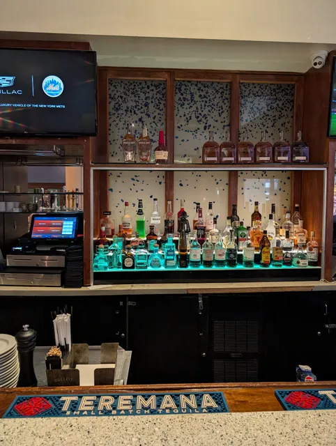 Northern Lights Bar & Lounge