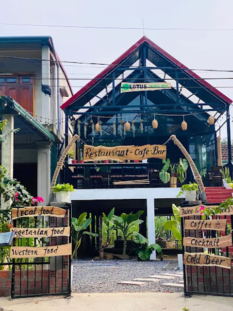 Lotus Restaurant - Phong Nha