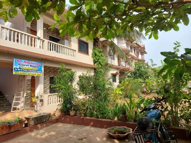 Serendipity Apartments and Cafe