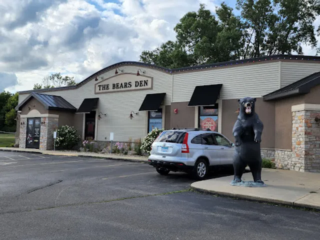 Bears Den Sports Bar & Eatery