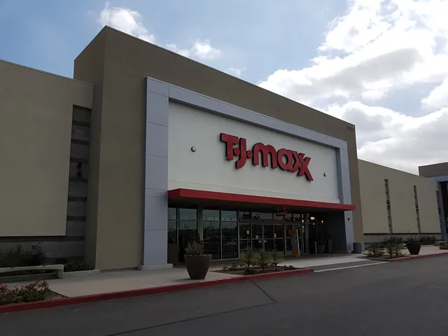 T.J. Maxx & HomeGoods