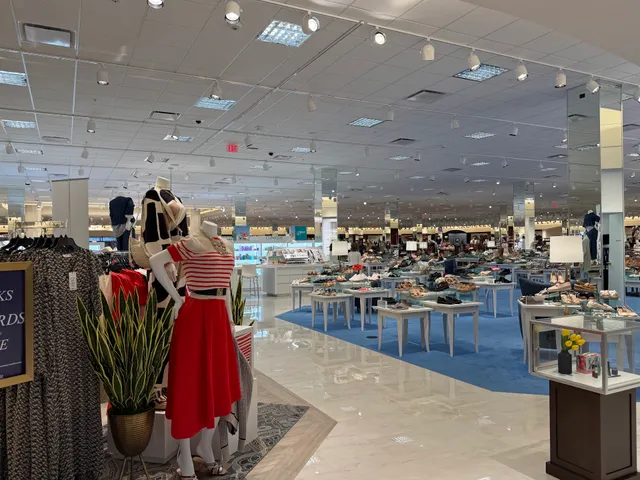 Von Maur