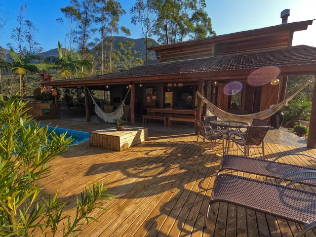 POUSADA - VIVENDA SERRA VELHA