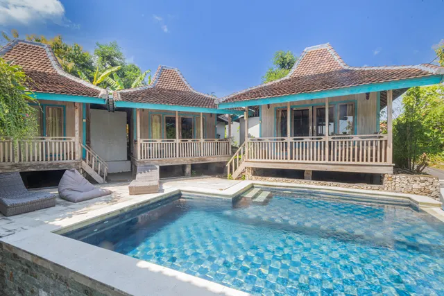 GOLDEN HILL COTTAGE NUSA PENiDA