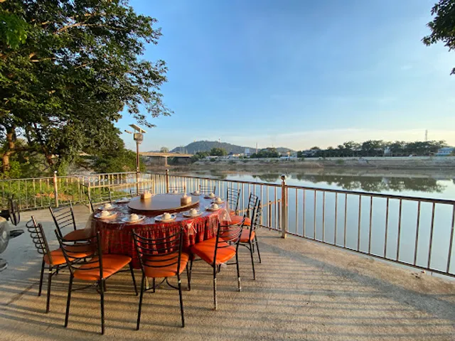 Kung Phao 2 Restaurant (Grilled Prawns)