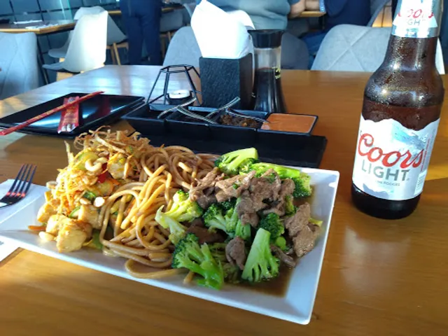 AKICHI Plaza Los Arcos