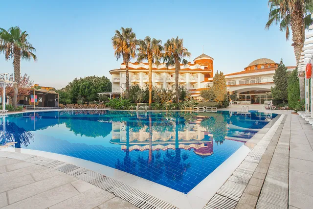 Larissa Sultan Beach