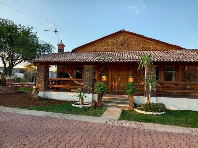 QUINTA EL PIÑON HOSPEDAJE Y JARDÍN DE EVENTOS