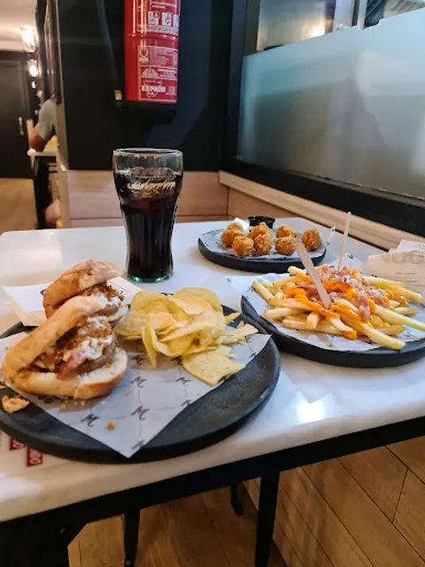 100 Montaditos