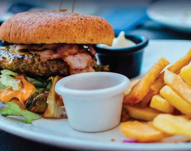 Shelby Campbell's Eatery & Bar