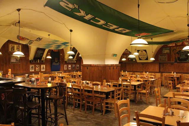 Centimeter beim Rathaus