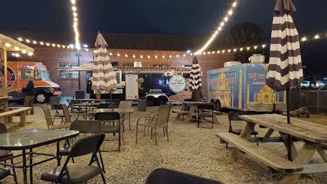 Mama Vee's Southern Homestyle Cuisine