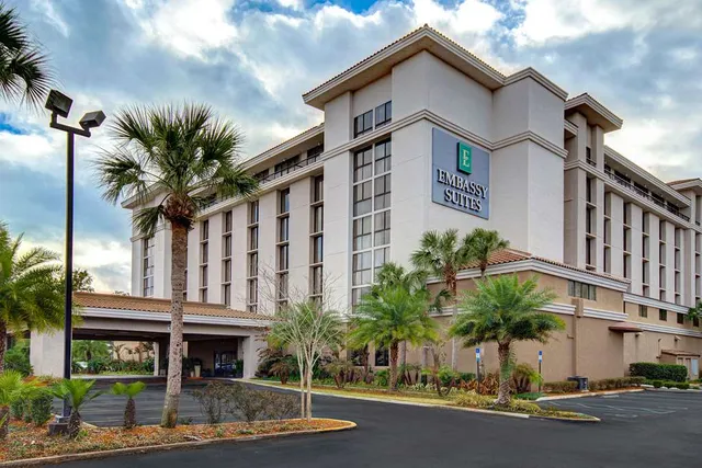 Embassy Suites by Hilton Jacksonville Baymeadows
