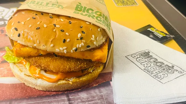 Biggies Burger: Cunningham Road