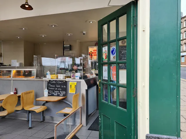 Drakes In Plaice Fish & Chips (BD1)