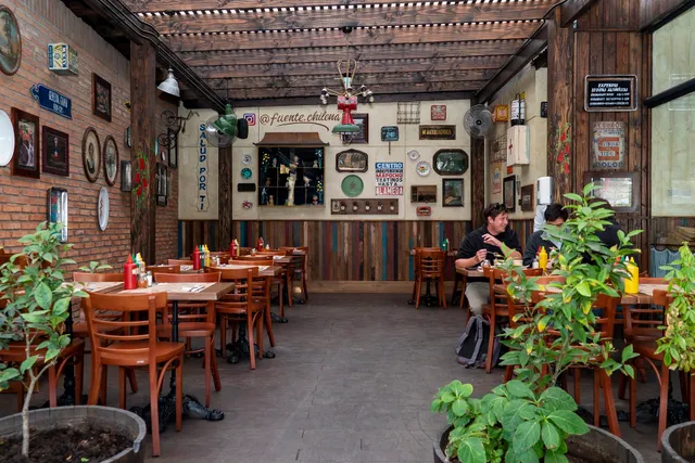 Fuente Chilena - Local Vitacura