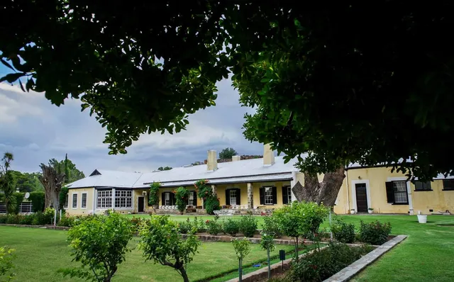 Melton Wold Guest Farm