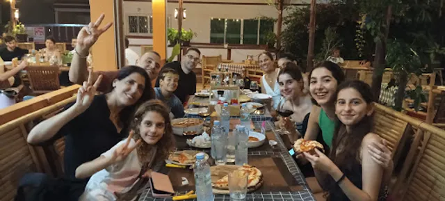 Caesars Pizza Aonang