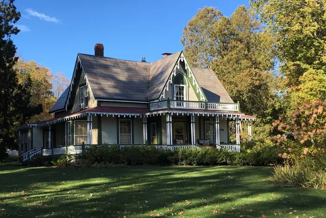 DreamHouse Country Inn