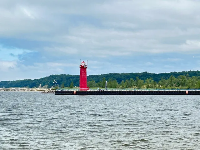 Muskegon South Breakwater Light Beacon Station
