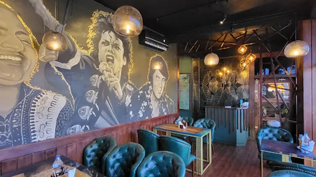 Mussard -The Pork Speciality Cafe, Kaloor, Kochi (Ernakulam)