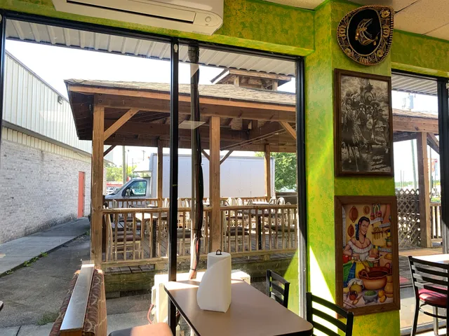 El Zarape Restaurant & Market