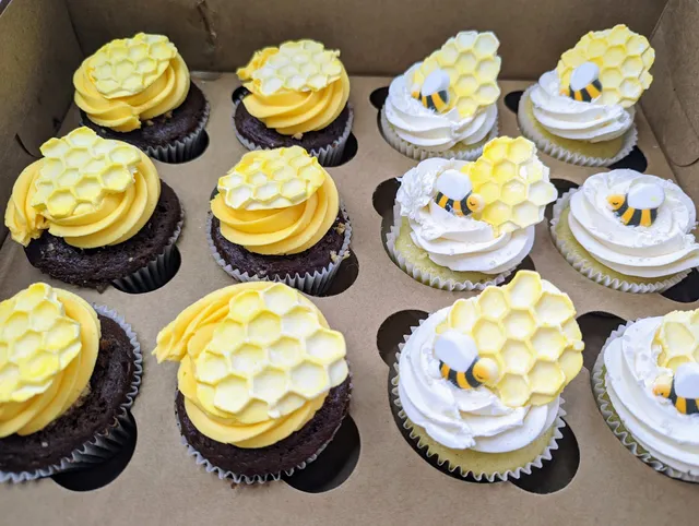 Dulce by Chelse Custom Cookies and Cakes