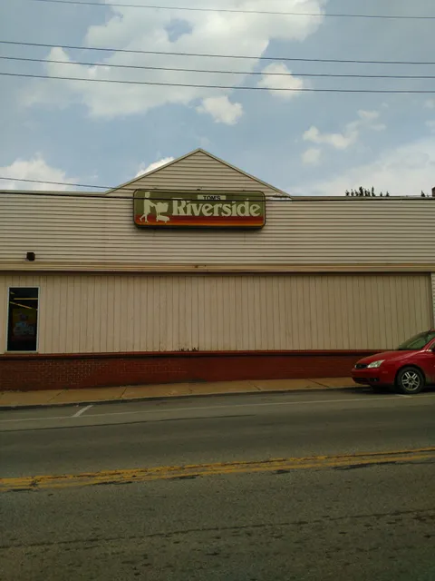 Tom's Riverside