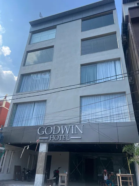 HOTEL GODWIN