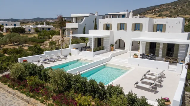 Paros Breeze Luxury Villa