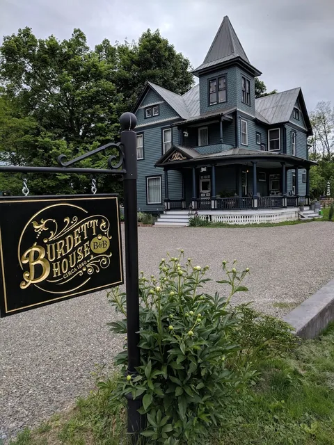 Burdett House Bed & Breakfast