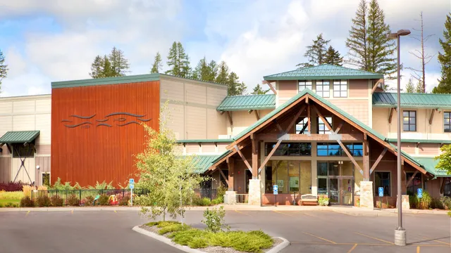 The Wave Aquatic & Fitness Center