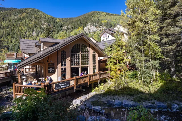 Alpine Village Suites