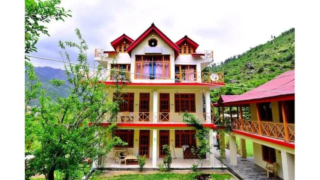 OYO 36471 Domia Mount View